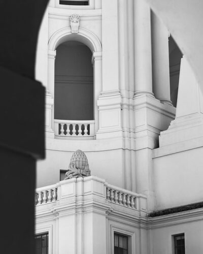 Building-arc — Architecture series, photograph by Jaia Papitz