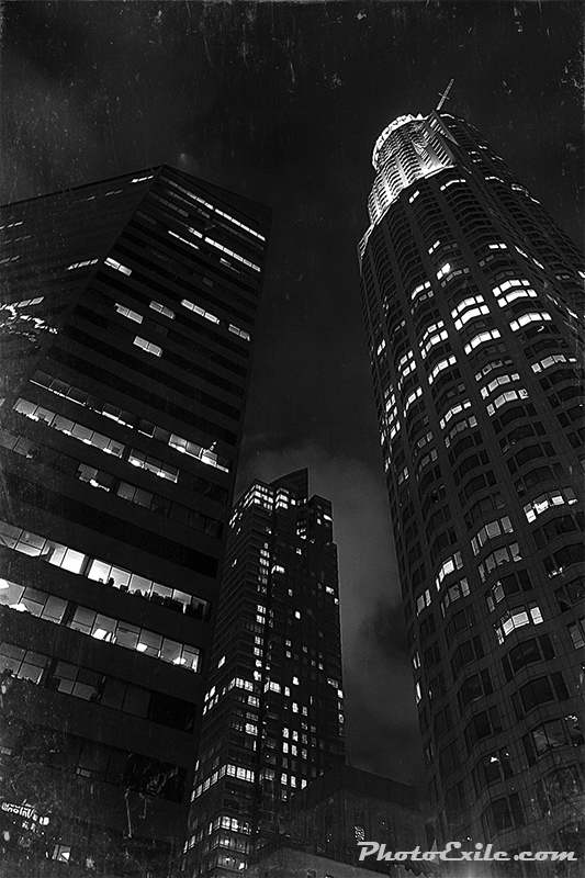 Scratched-sky-MG 8582 — Architecture series, photograph by Jaia Papitz