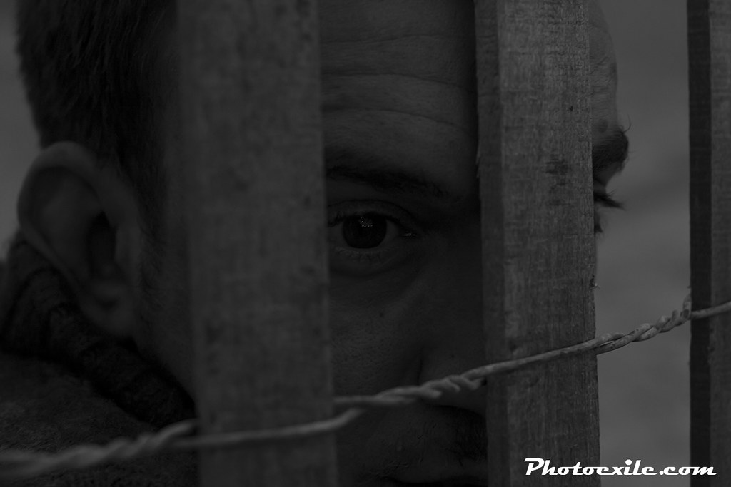 Portrait-fence — Characters on the go series, photograph by Jaia Papitz