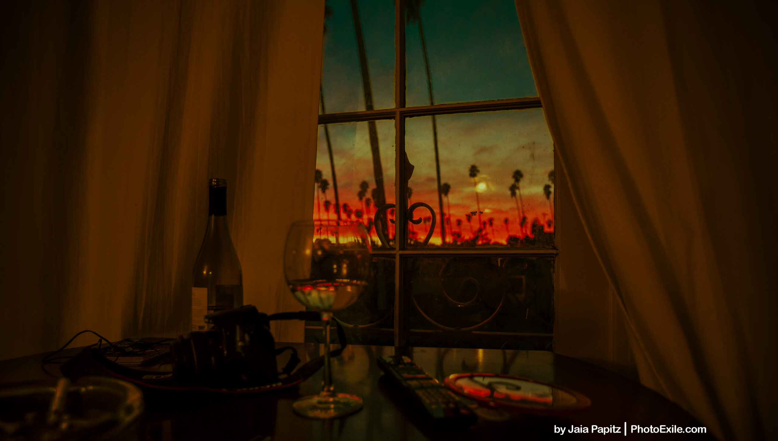 A sip — Cityscape series, photograph by Jaia Papitz