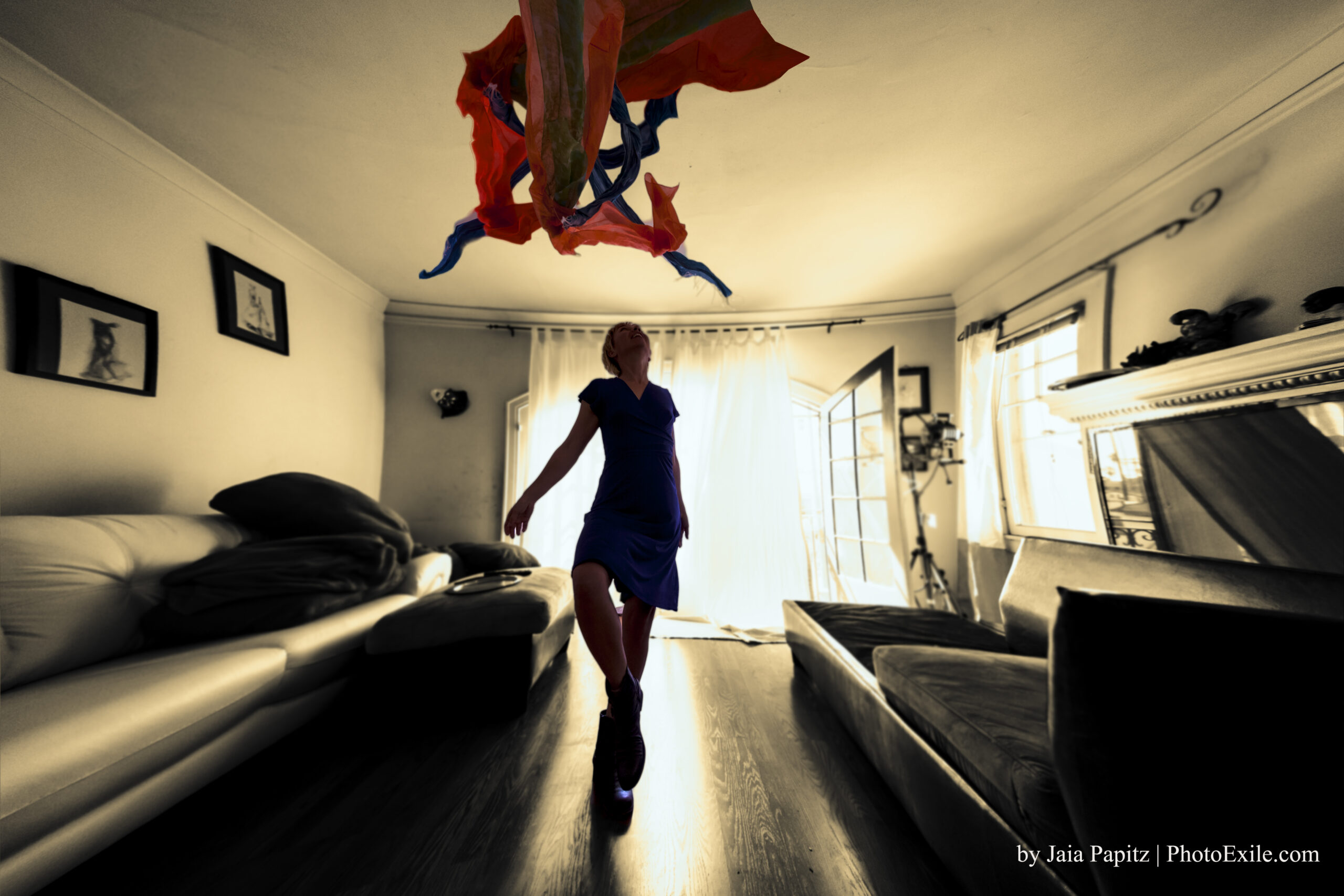 Creditless — Impromptu series, photograph by Jaia Papitz