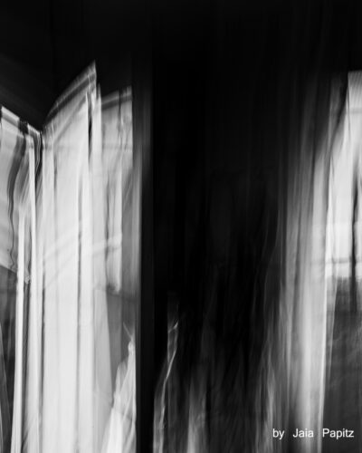 In-between-escapes — Impromptu series, photograph by Jaia Papitz