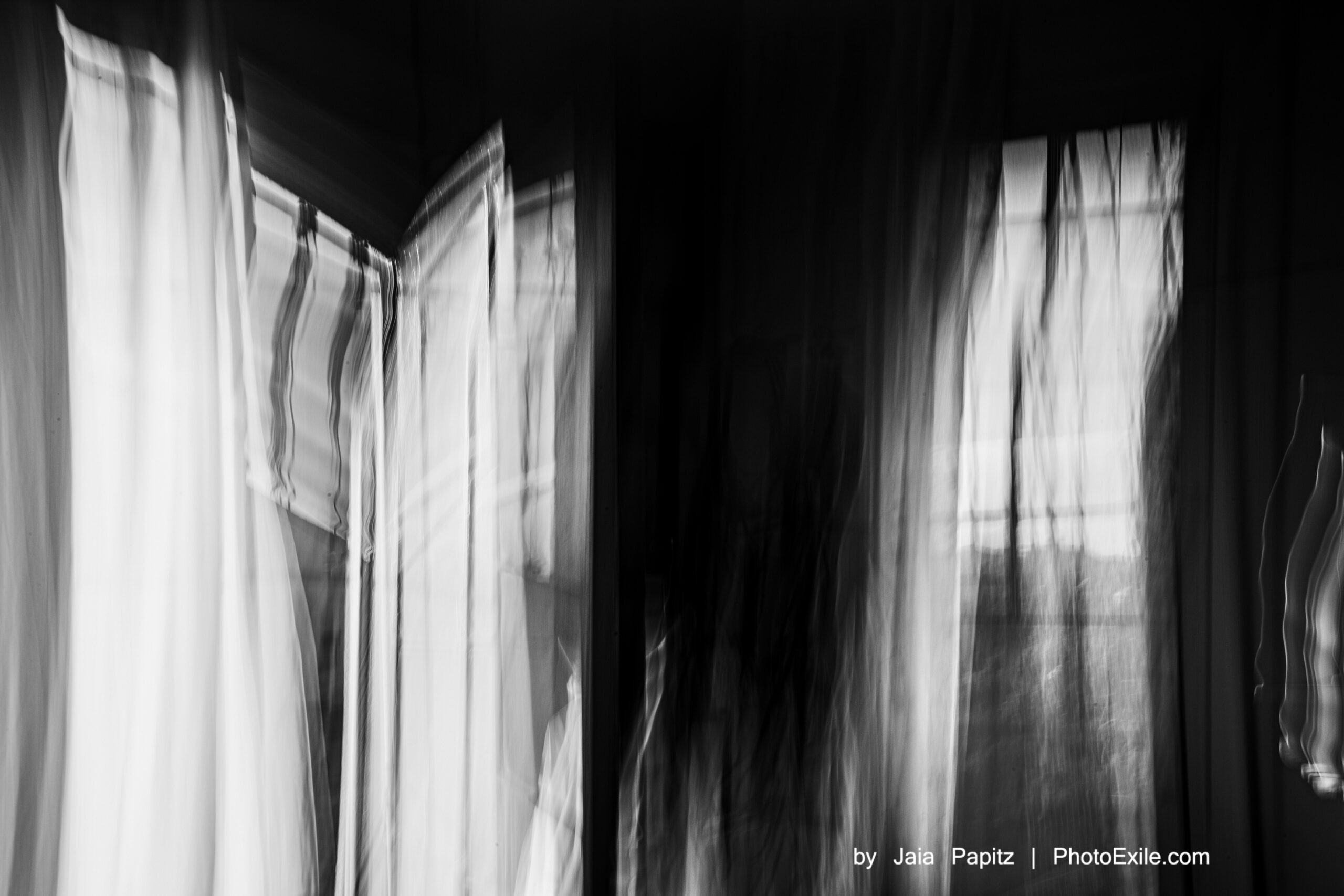 In-between-escapes — Impromptu series, photograph by Jaia Papitz
