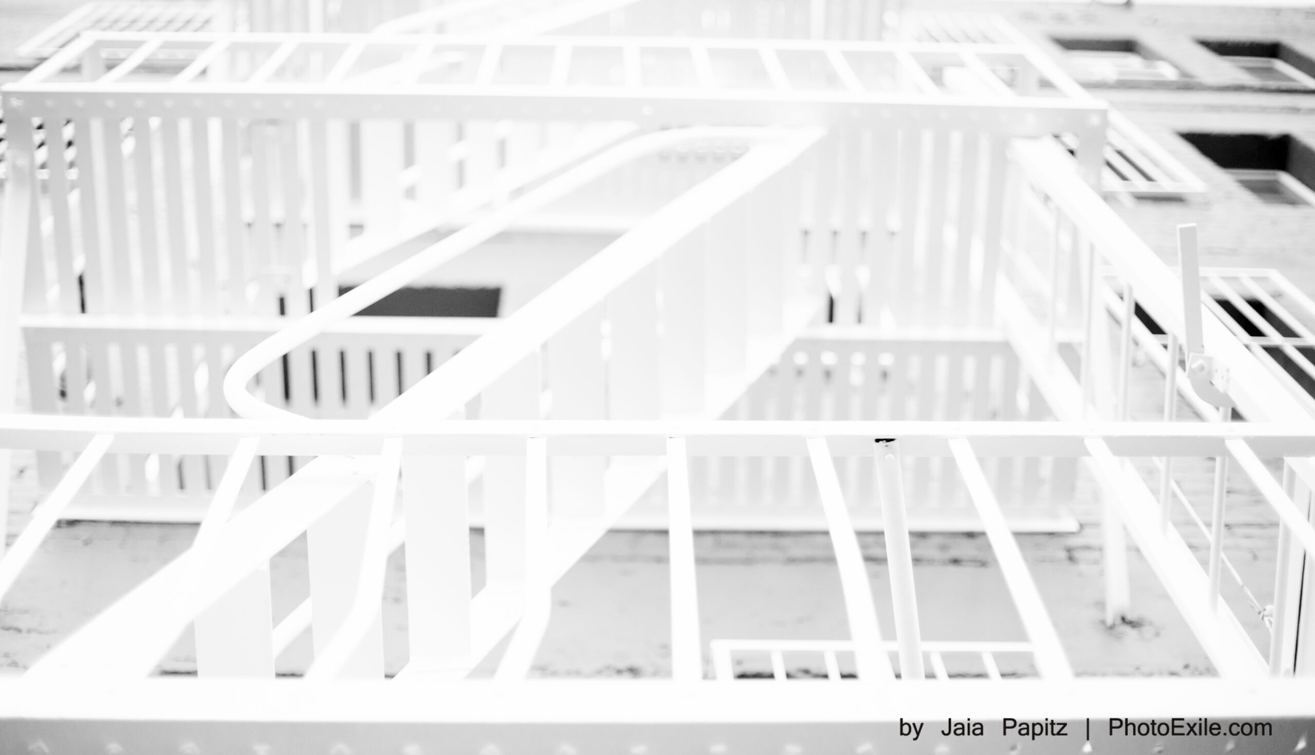 Side-step — Impromptu series, photograph by Jaia Papitz