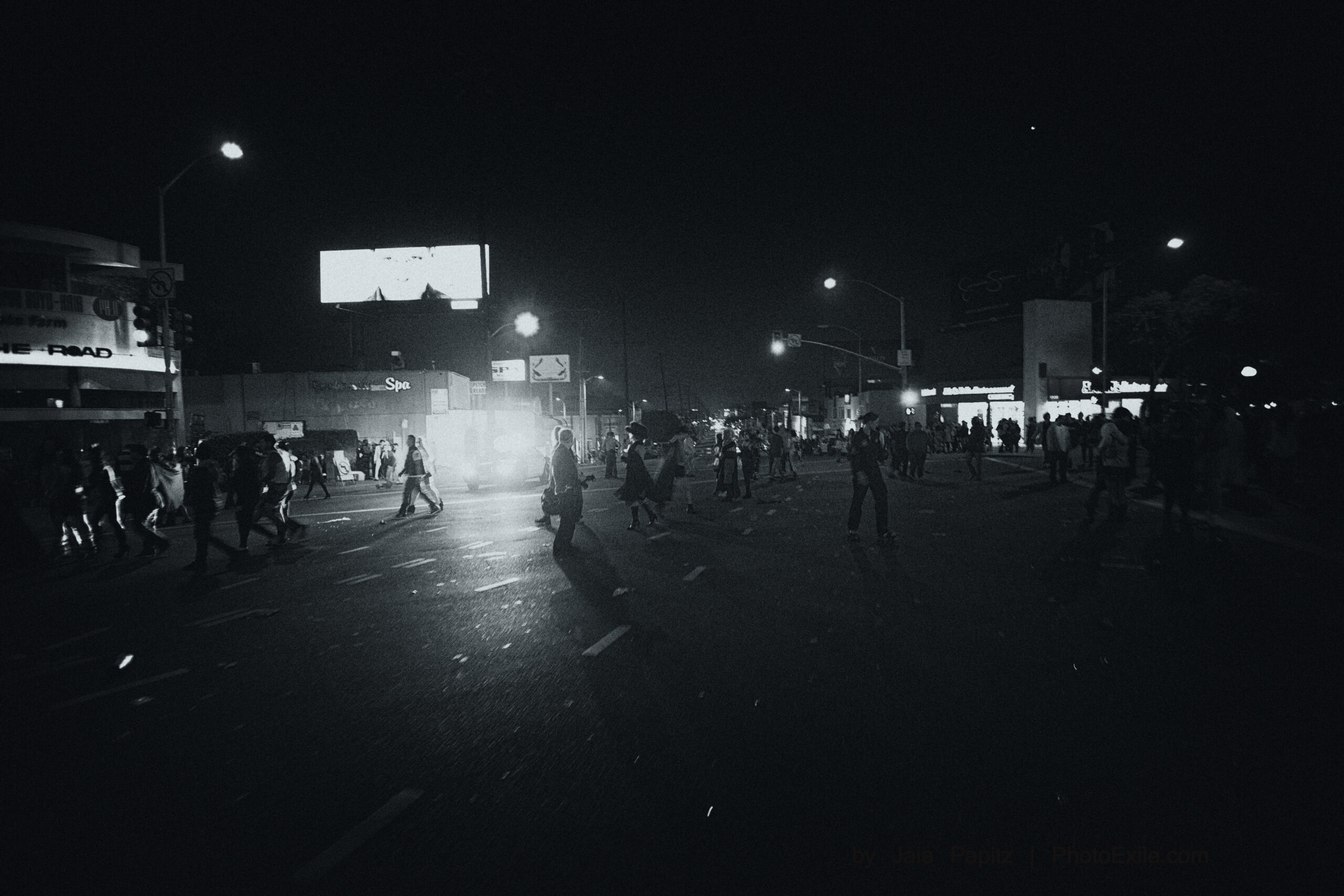 Away from light — Impromptu series, photograph by Jaia Papitz
