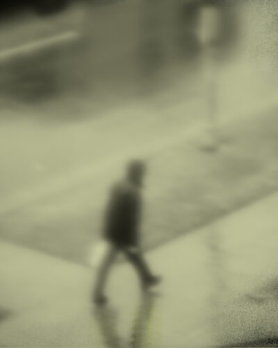 Among drops, unalone — Impromptu series, photograph by Jaia Papitz