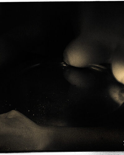 broken-arms-breasts--Recovered — Nude series, photograph by Jaia Papitz